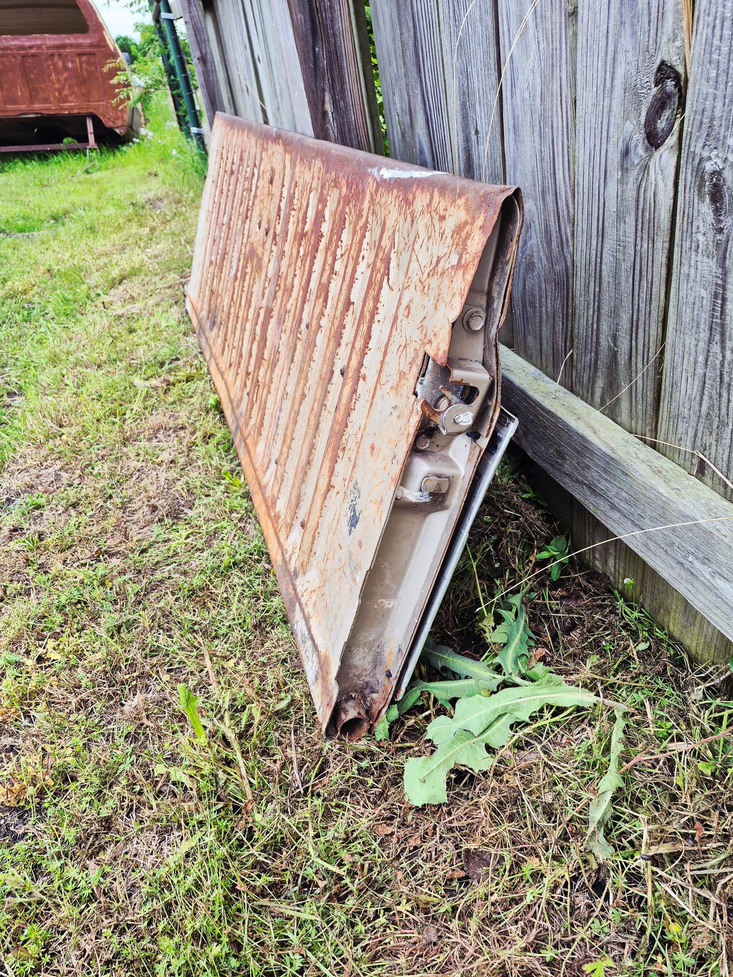 Tailgate First Gen Cummins Maroon -14 (Local Pick UP Only)