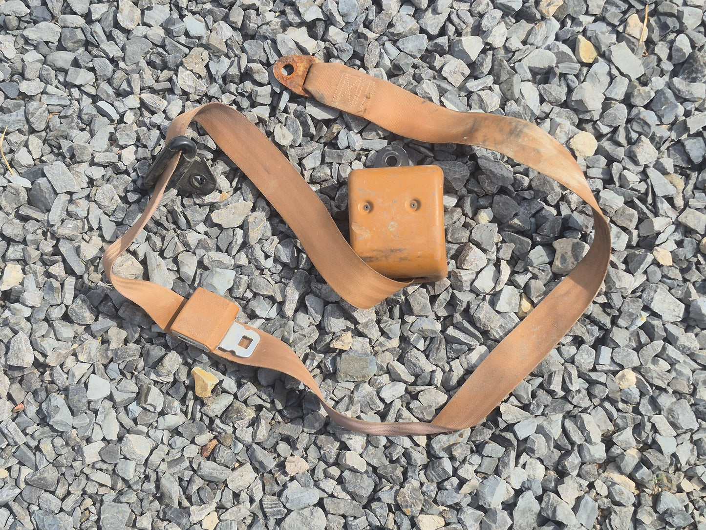 In Pillar Retractable Lap Seat Belt (Spice Tan) 89-93 DODGE RAM 1ST GEN CUMMINS