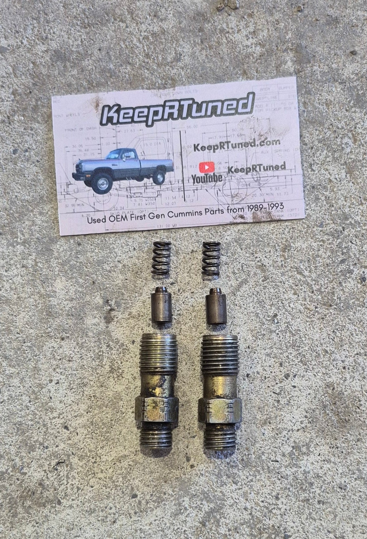 Fuel Injection Pump Outlet Double End Bolts w/ Springs Cummins VE (holds delivery valves) 91.5-93 Intercooled (Set of 2)