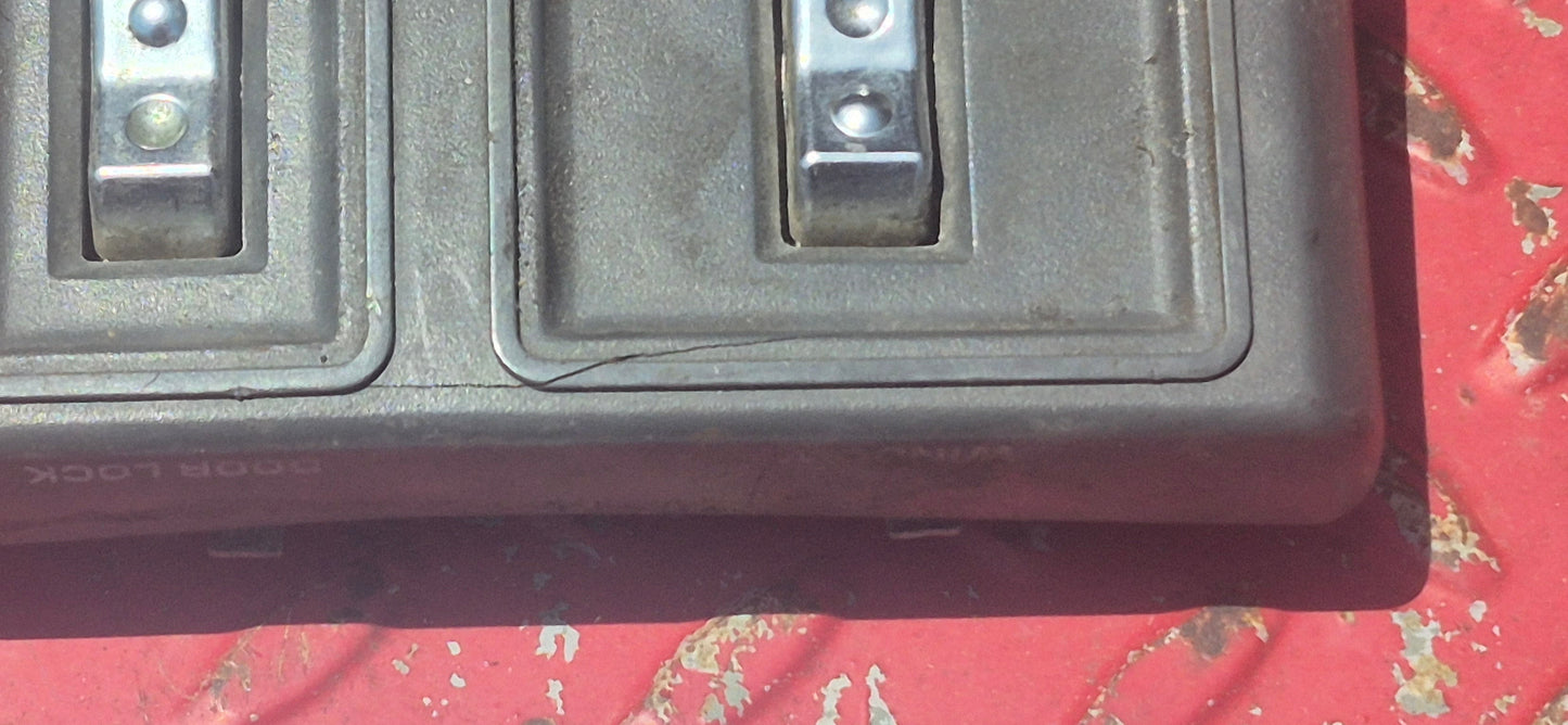 Power Door Lock Switch Bezel Passenger Grey
