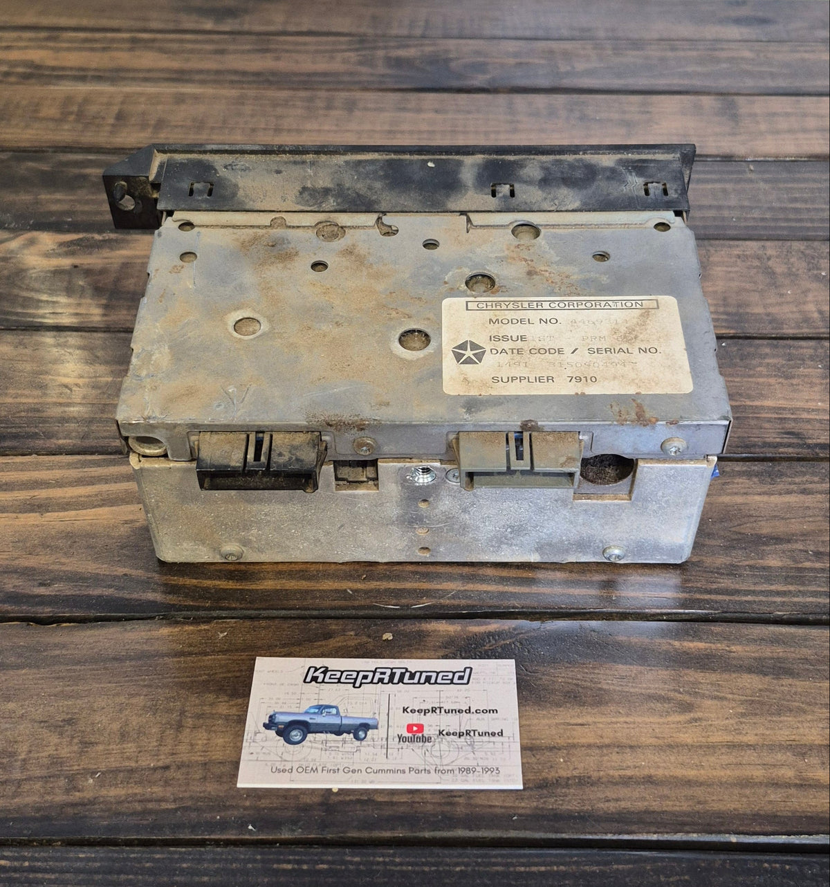 Radio With Tape Player 89-93 Dodge Ram Cummins *For Parts*