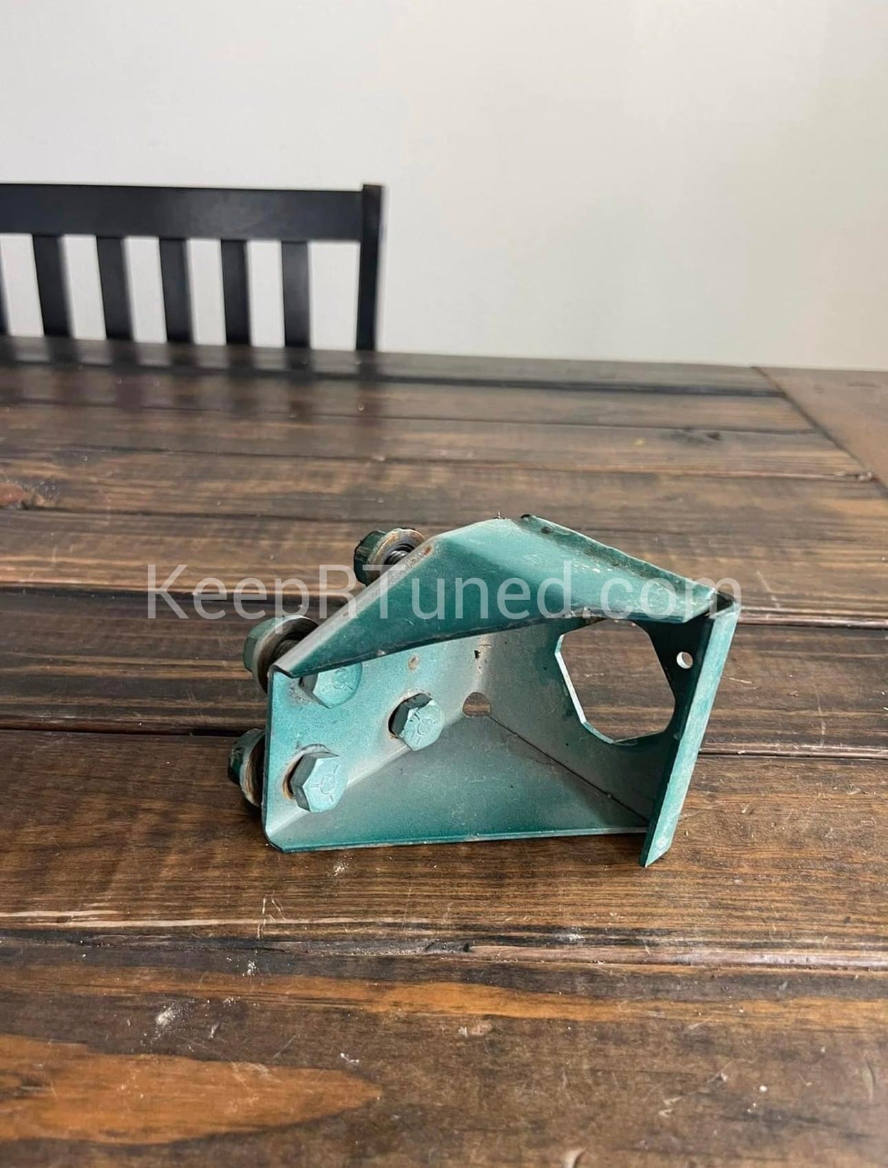 Clutch / Slave Cylinder Bracket