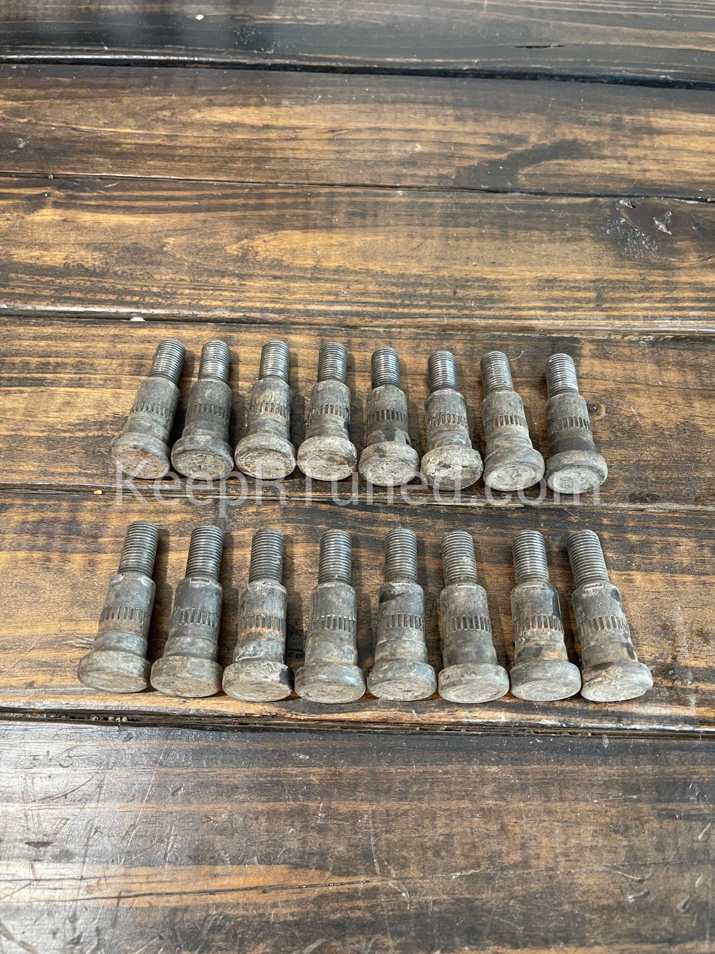 Wheel Studs D250