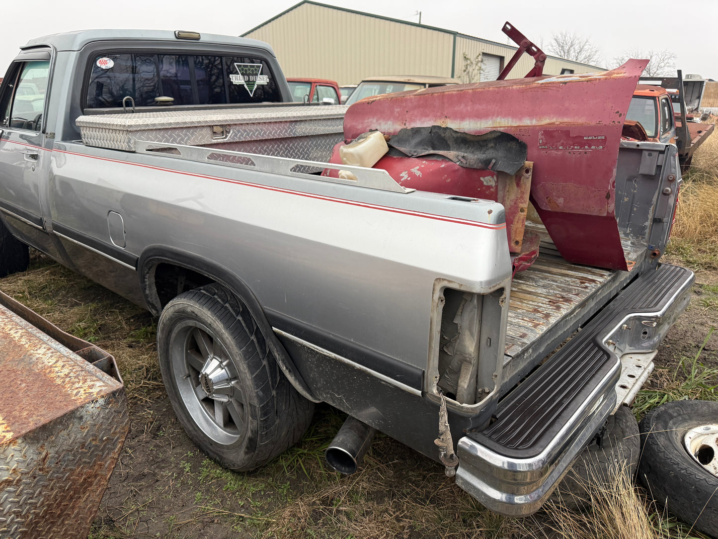 Grey and Silver Long Bed