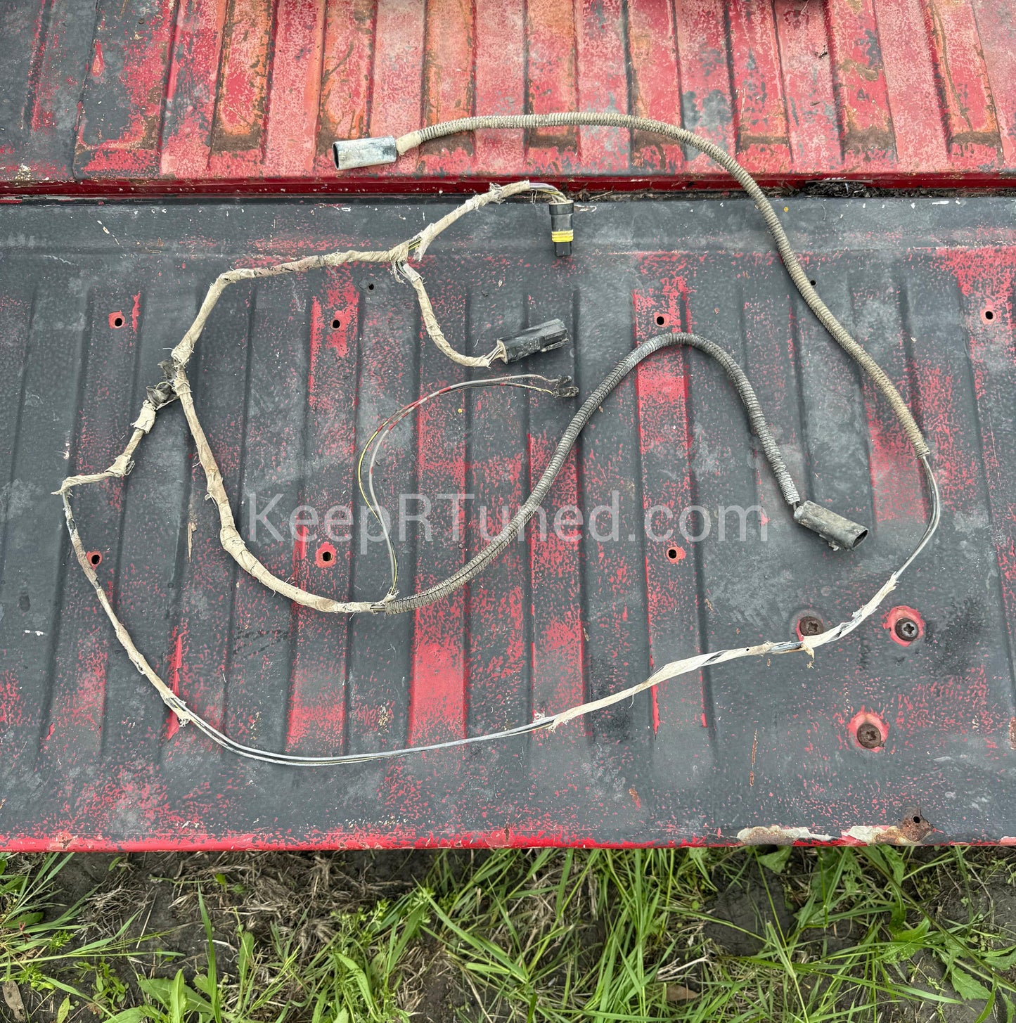 Dually Factory Harness That Connects To The Dually Fender Wiring And Tail Light Wiring (Connects To Factory Chassis Harness)