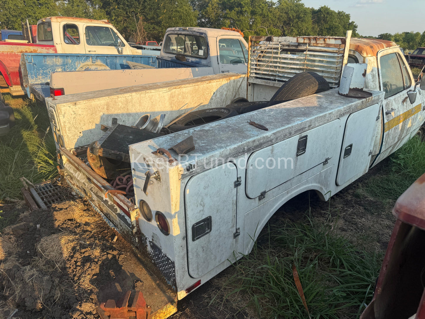 Utility Bed Fiberglass (No Rusting)