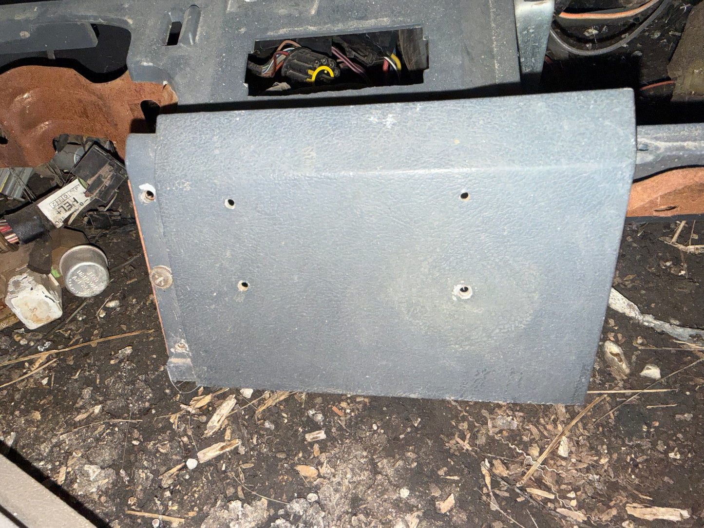 Dash middle section