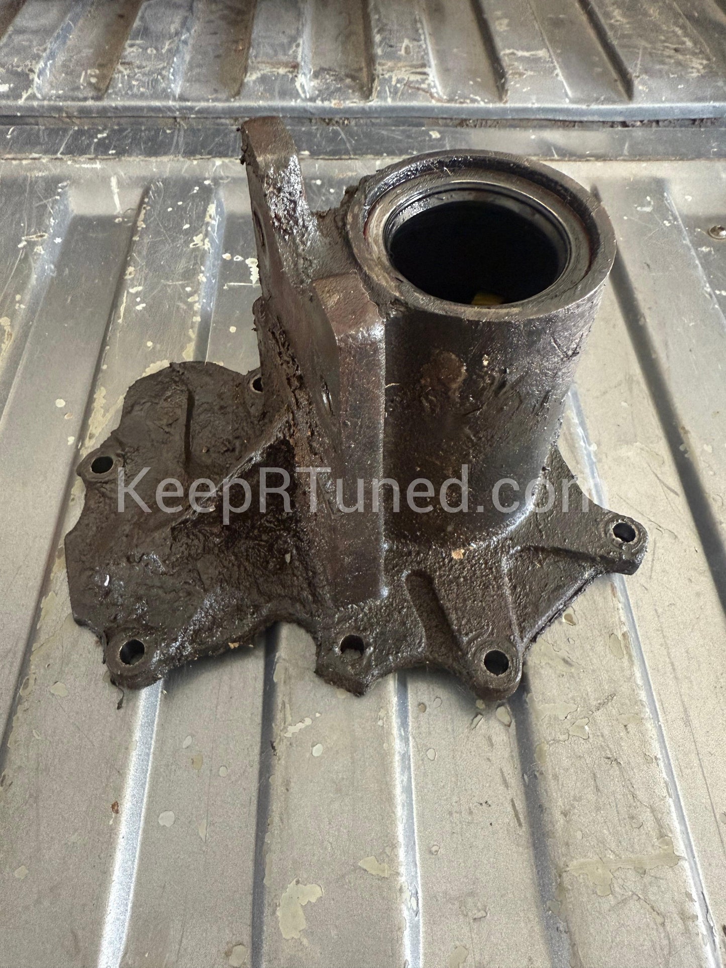 GETRAG 2wd G360 5 speed Tailshaft Housing 1989-93 Dodge Ram Cummins