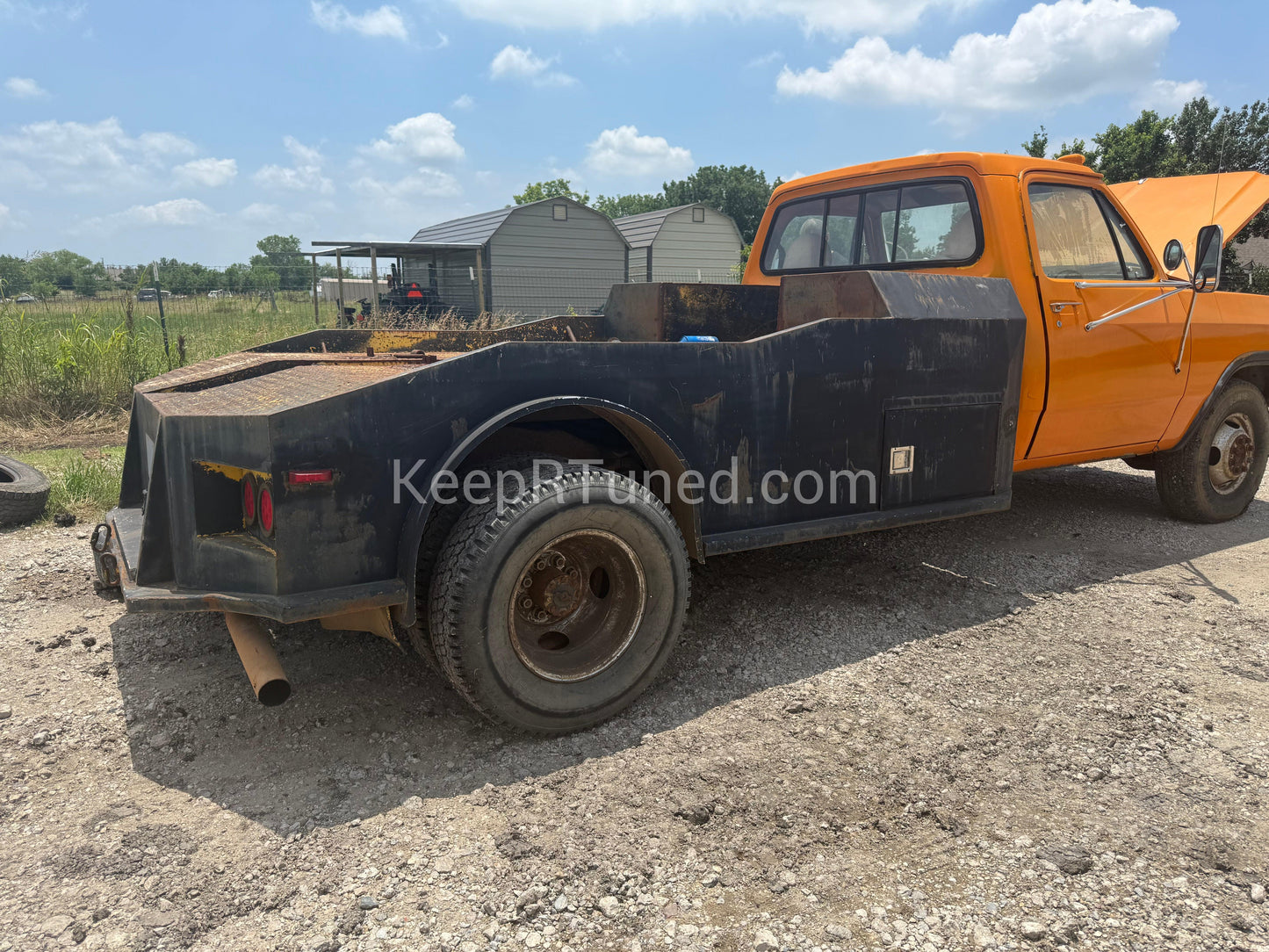 Z Cab And Chassis Skirted Flatbed