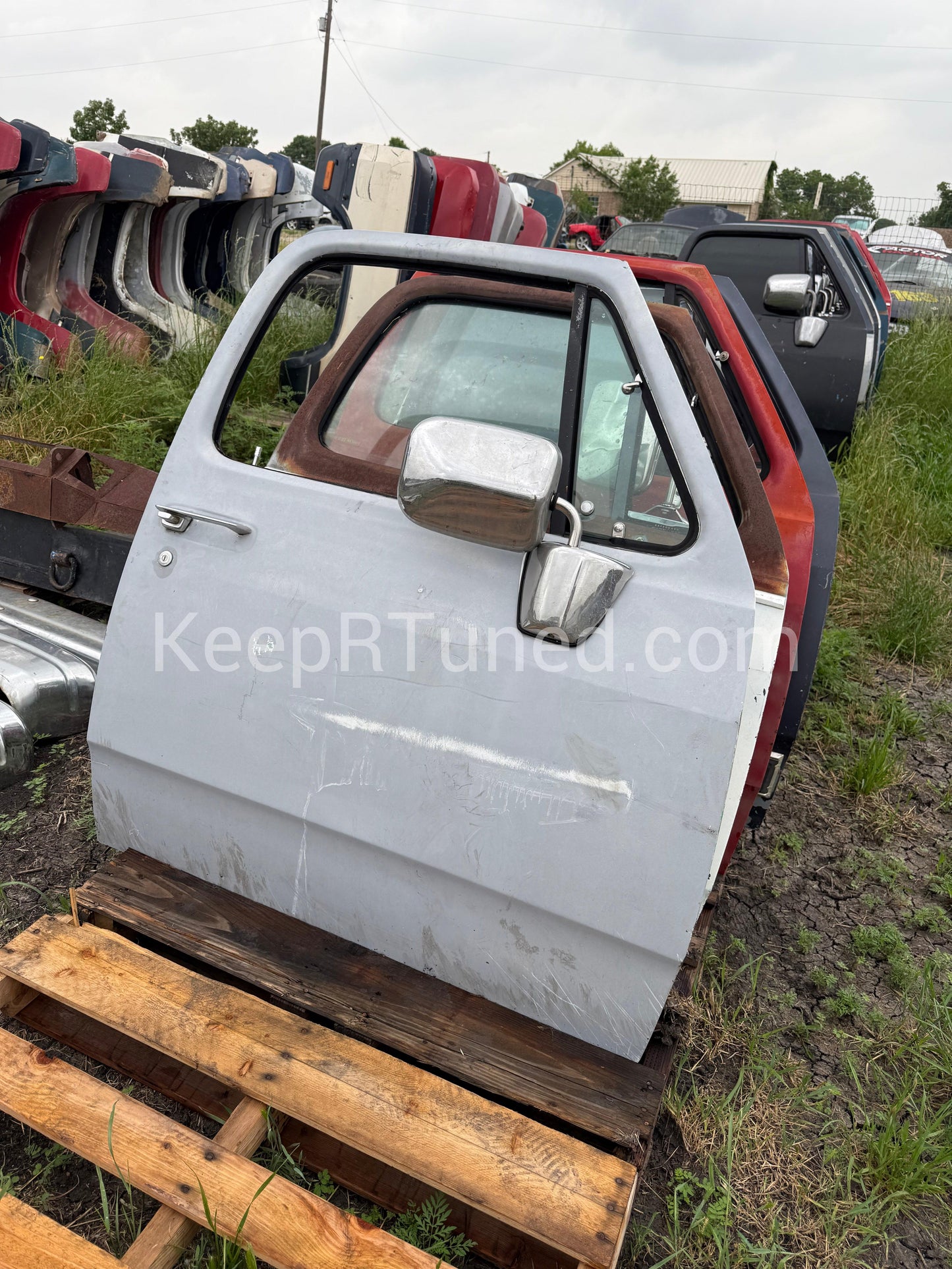 Door Passenger Side With Manual Regulator (Local Pickup)