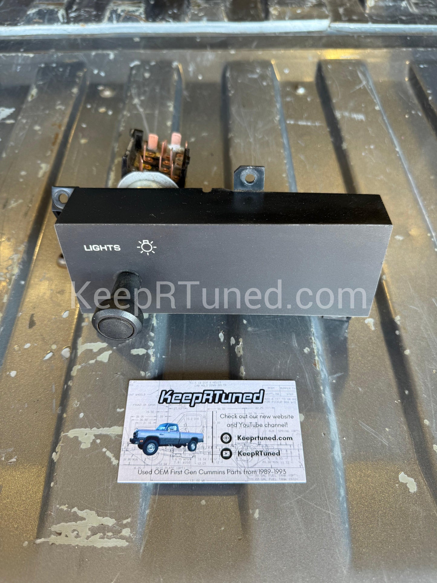 Headlight Switch (No Power Mirrors) 89-93 Dodge Ram Cummins