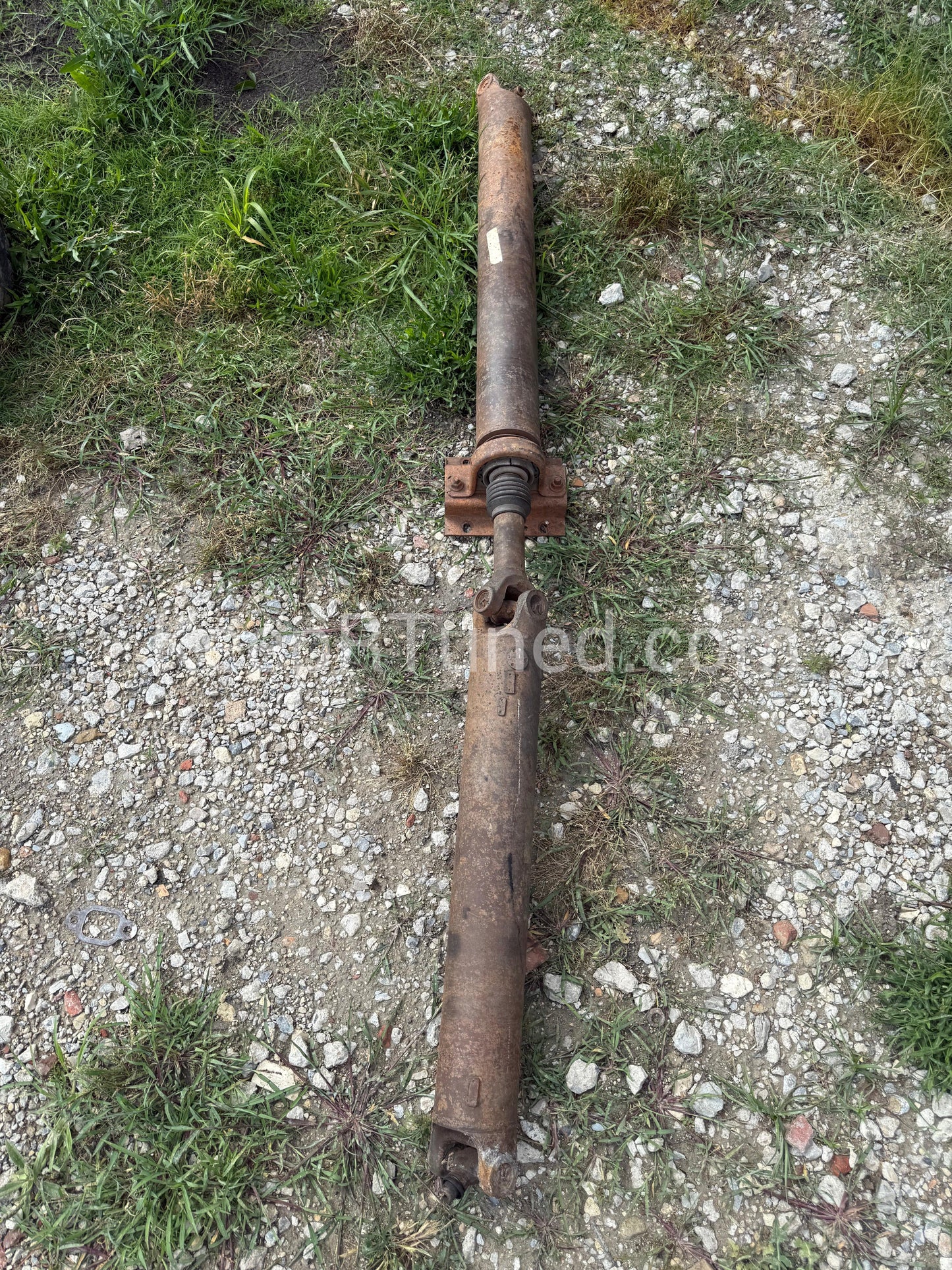 Driveshaft 3 speed auto 727 Single Cab (Price includes bulk of shipping)