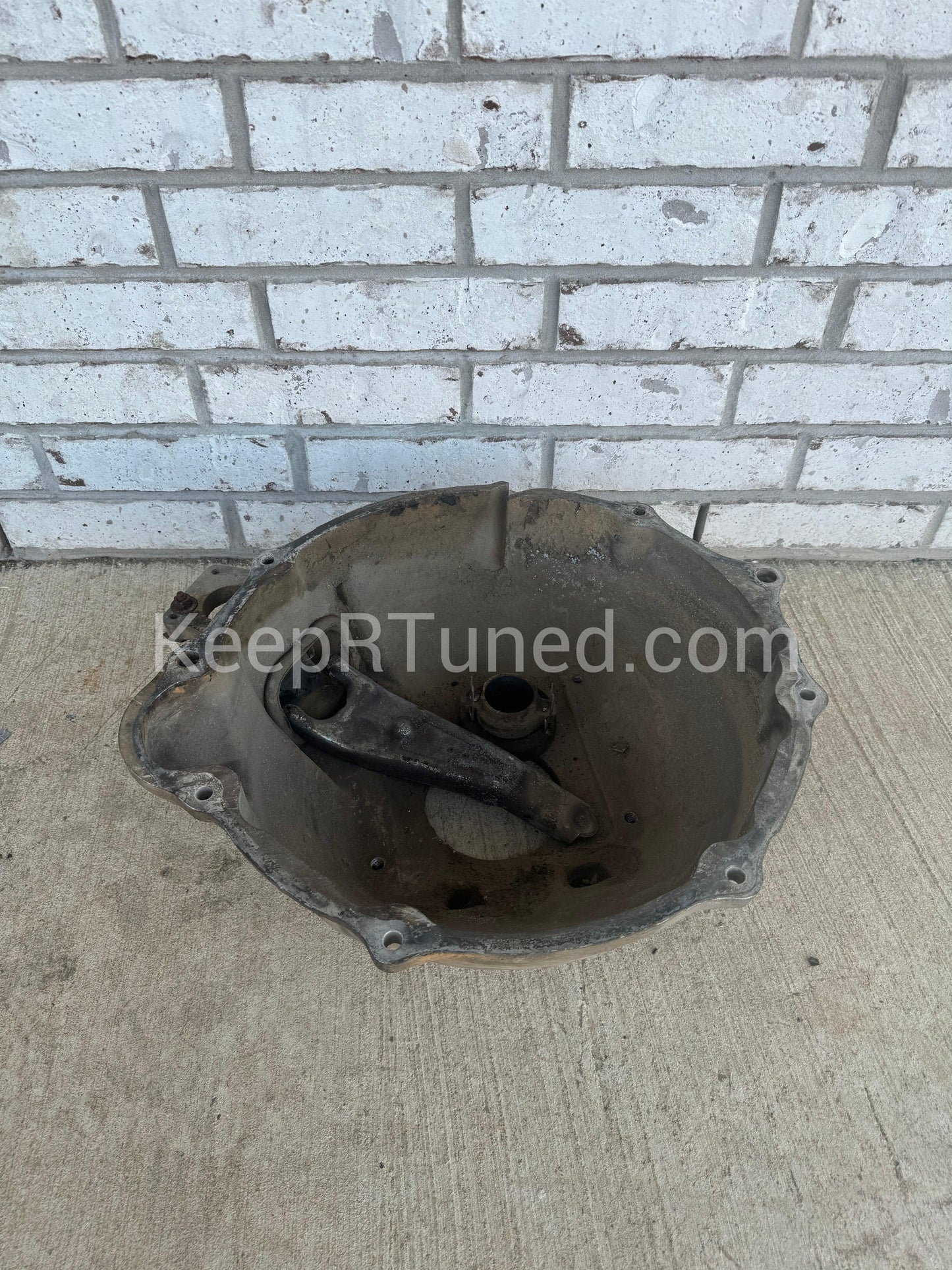 Getrag 5 Speed Bell Housing, Clutch Fork And Retainer