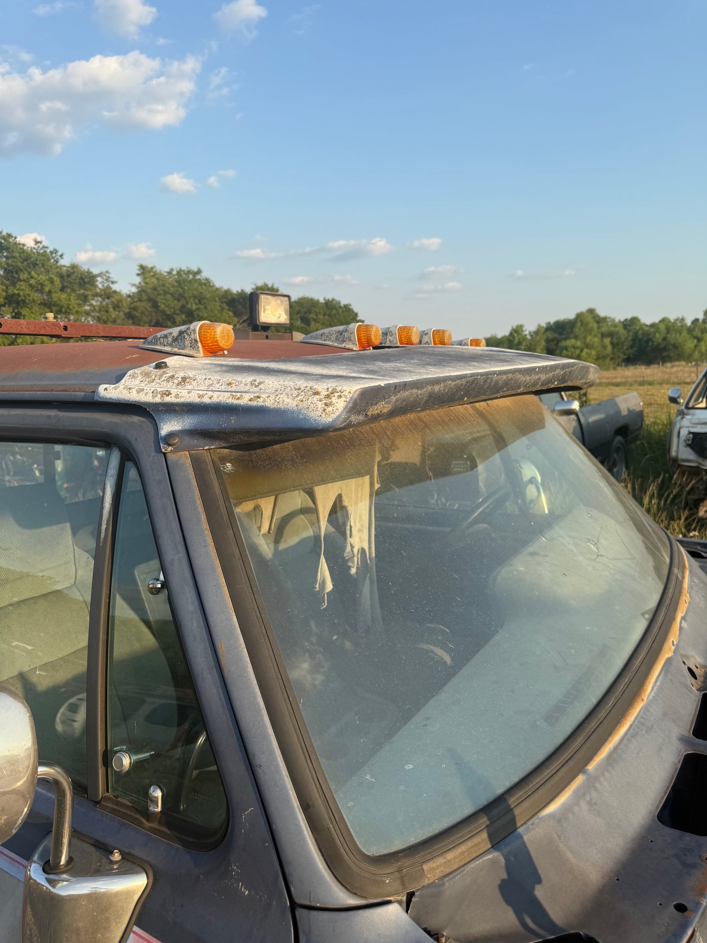 Lund Visor For Club Cab 92-93 Dodge Ram 1st Gen Cummins