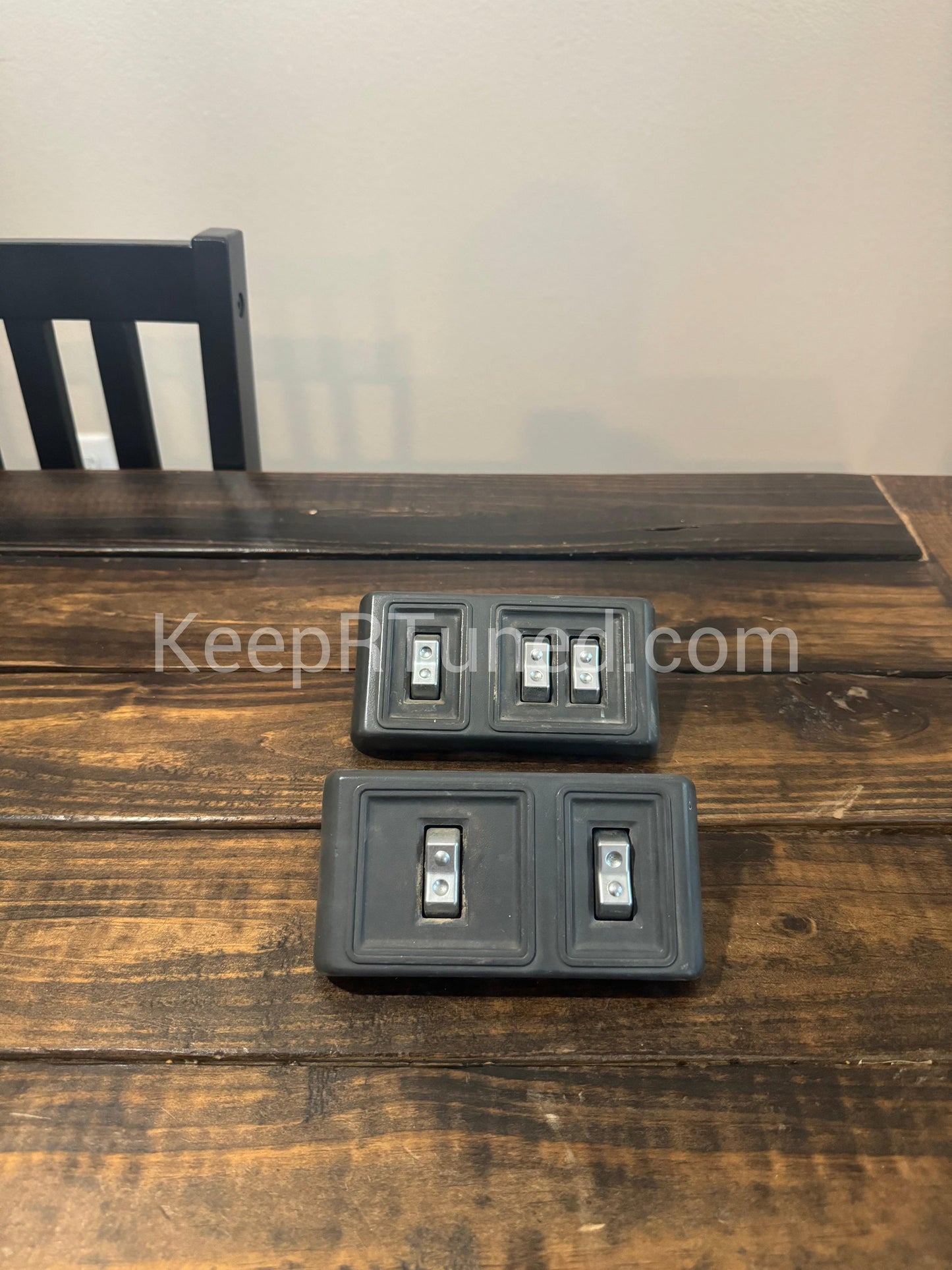 Power Door Panel - Door Lock Switch / Window Button Bezel Pair + Buttons Grey