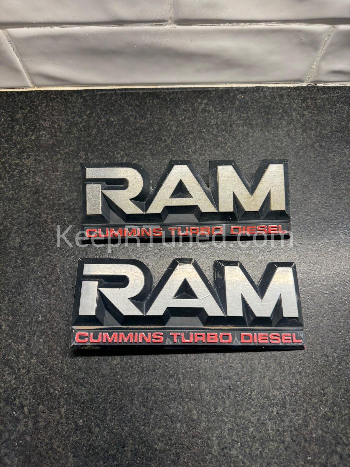 Emblem 1989-1990 2wd Cummins Pair