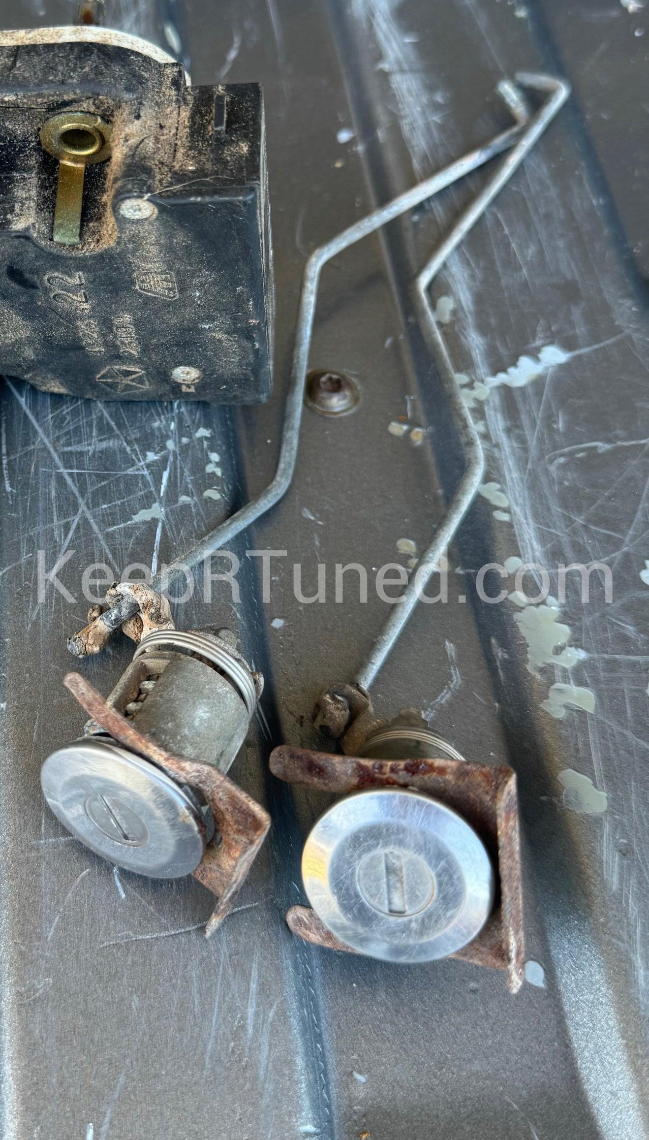 Cylinder Locks and Key