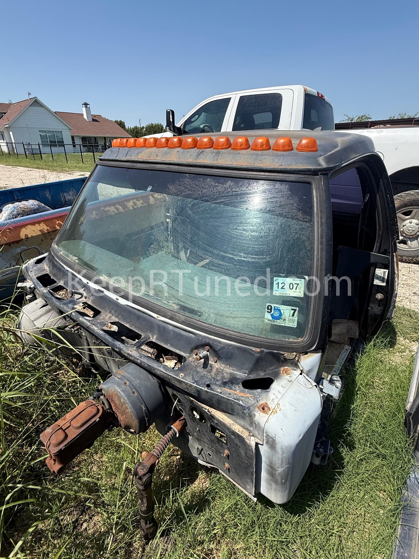 Single Cab Cab Light Truck Cab 1992 First Gen Cummins Dodge Ram (Local Pickup or Extra For Freight Shipping)