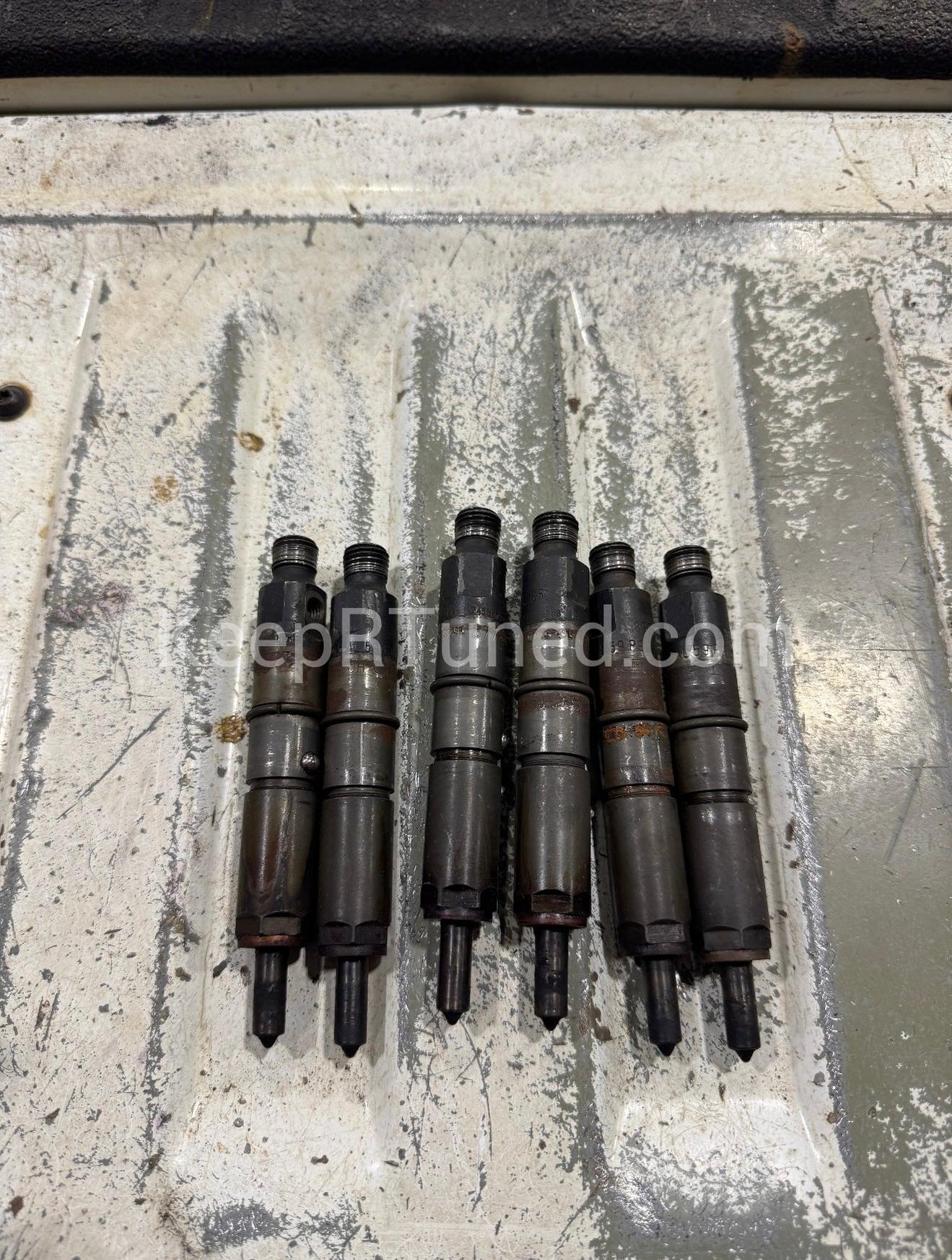 Non-Intercooled Injectors 89-91.5 (Stock Photo)