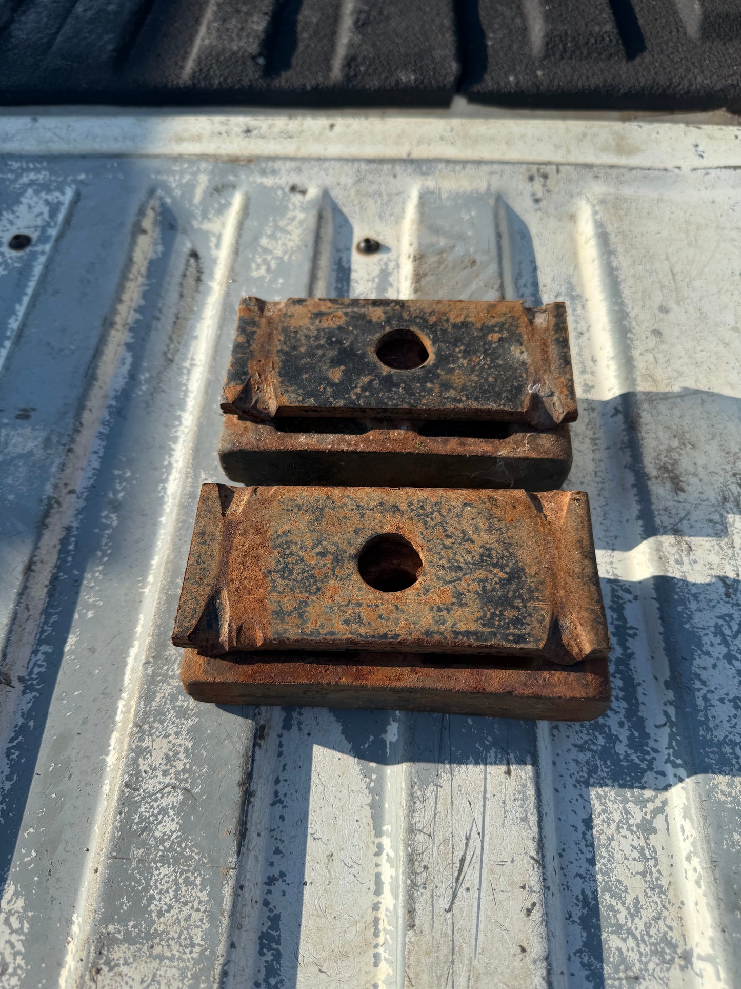 Leaf Springs Blocks
