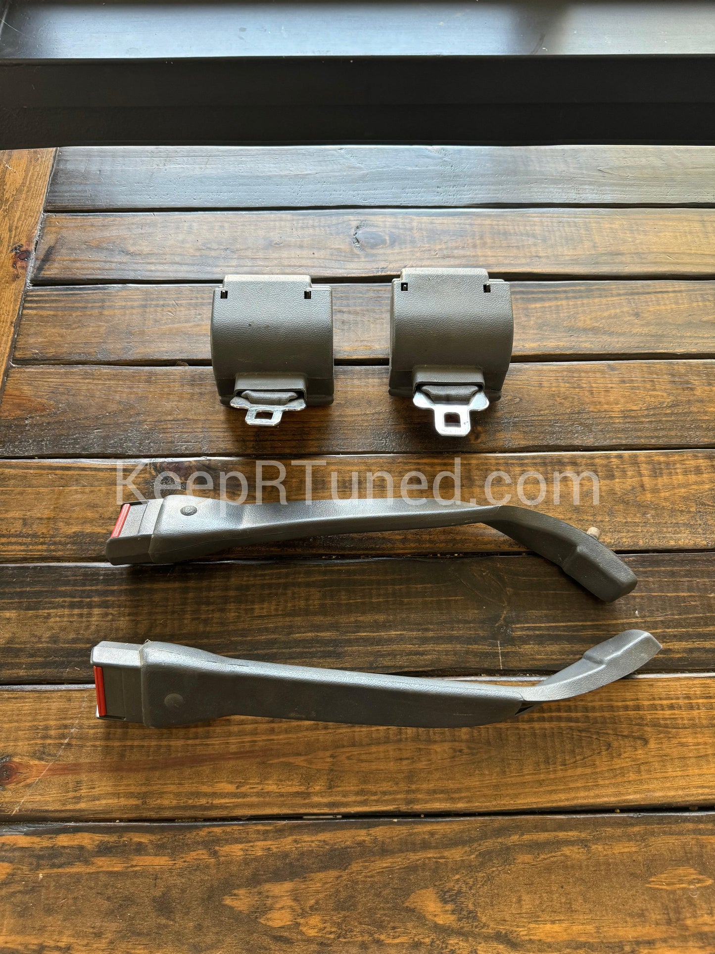 Club Cab Rear Bucket Seatbelt Set Grey Seat Belt