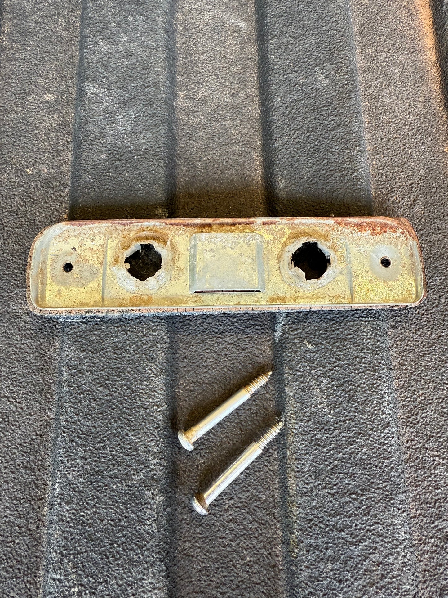 Rear Club Cab Cargo Light Bracket And Bolts