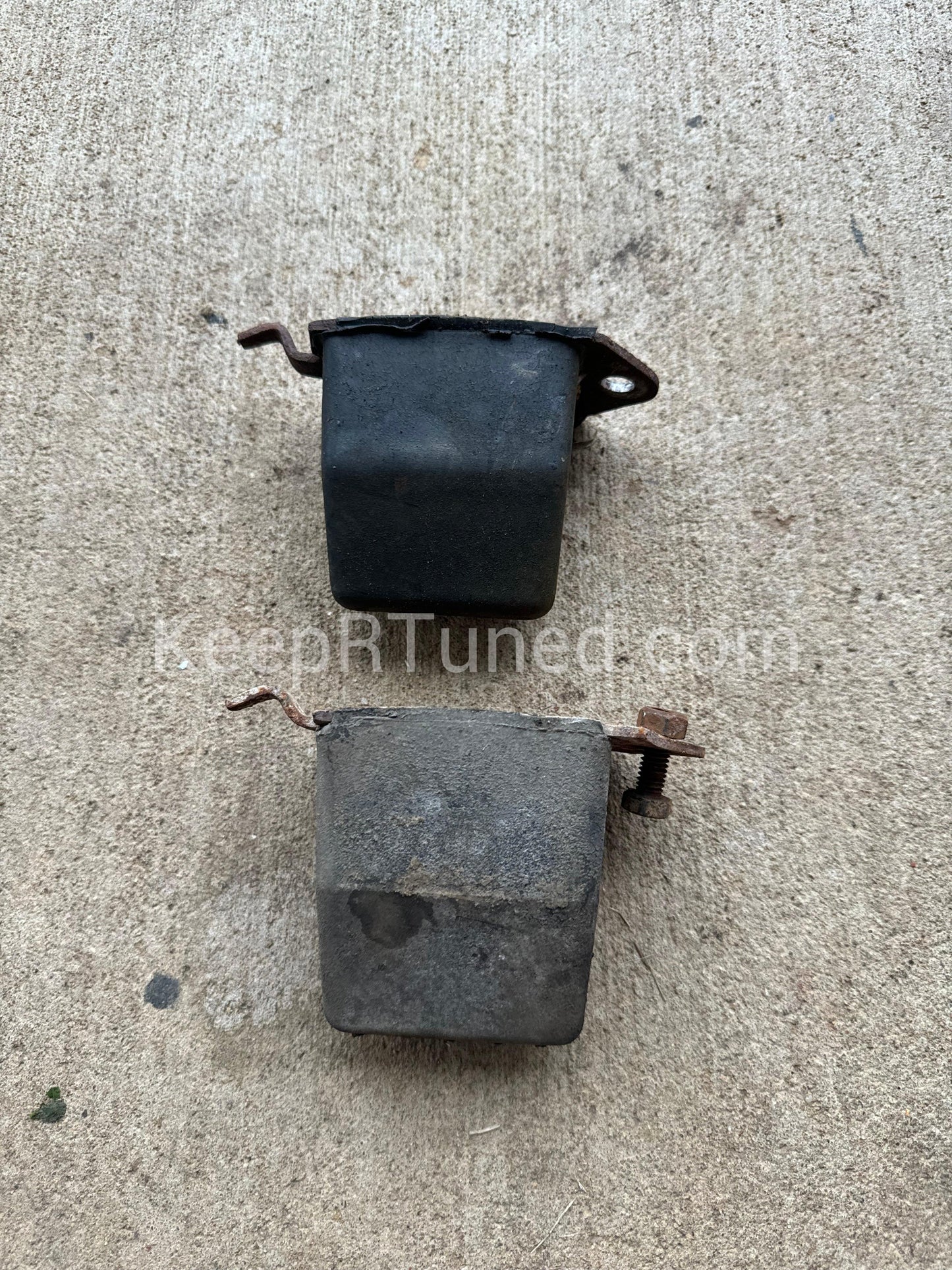 Rear End Axle Bump Stops (Pair)