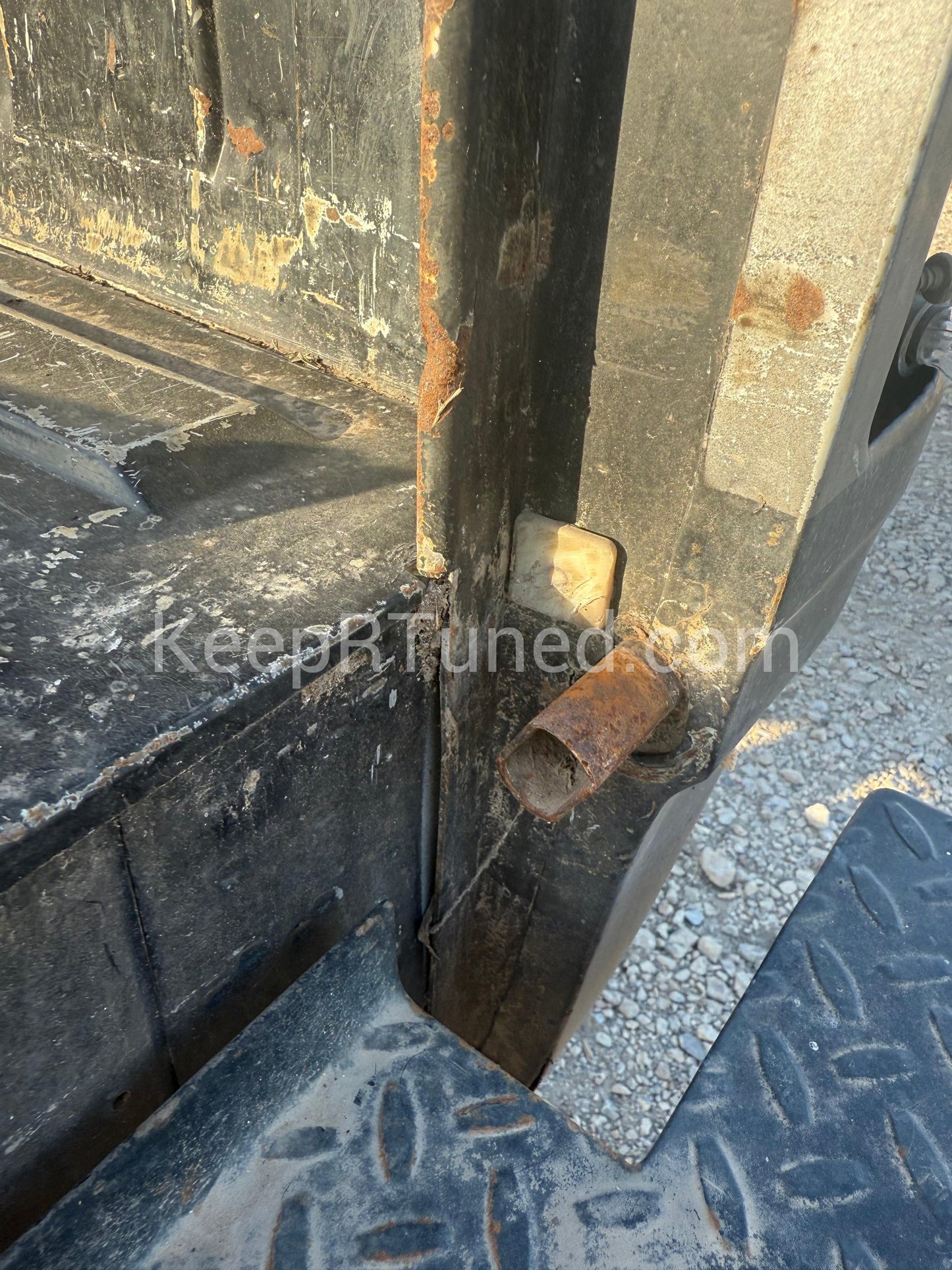 Tailgate Passenger Side Bed Mount Pivot (Stock Picture)