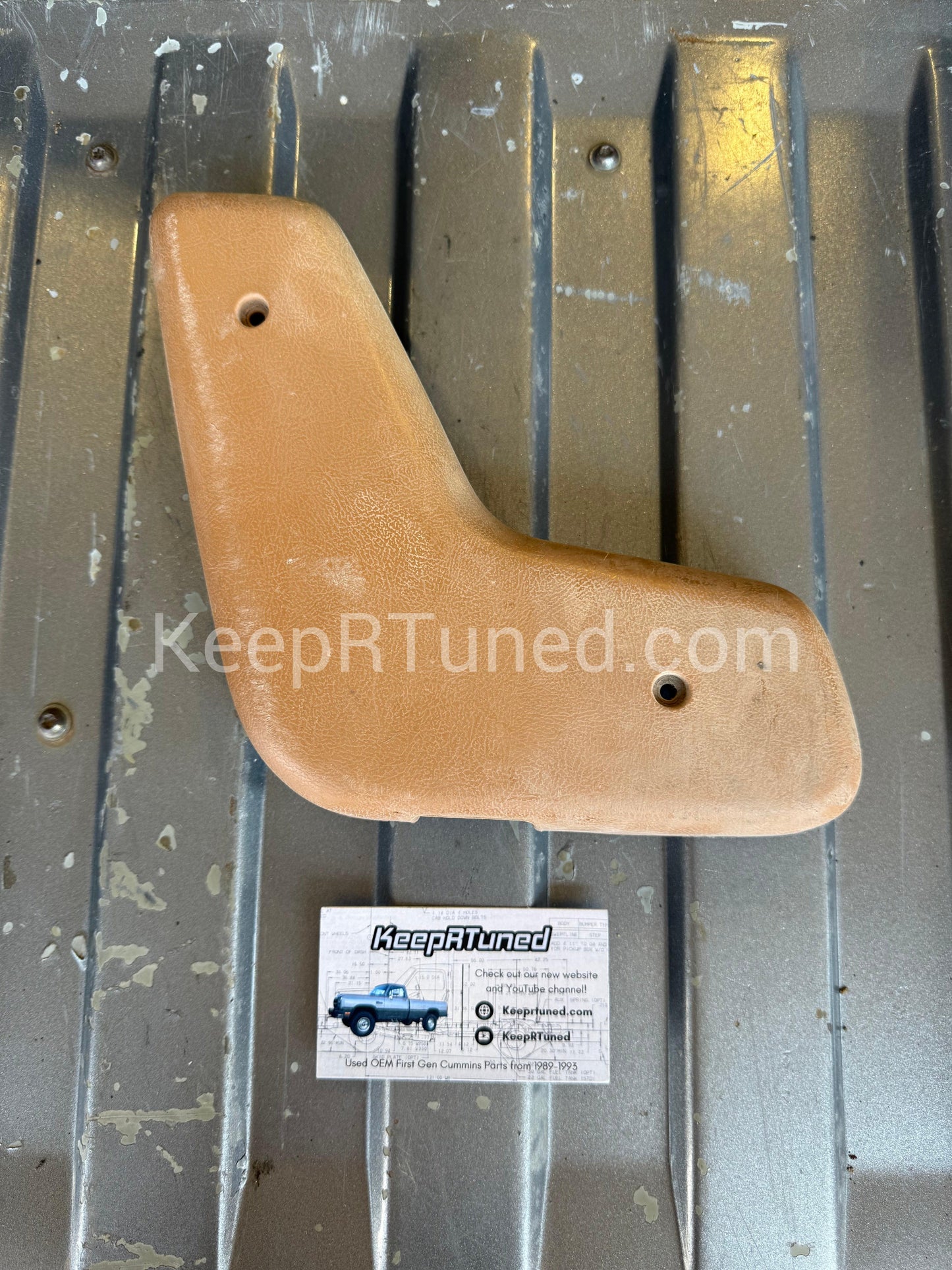 Single Cab Bench Seat Hinge Cover (passenger side) Saddle Tan 89-93 Dodge Ram 1st Gen