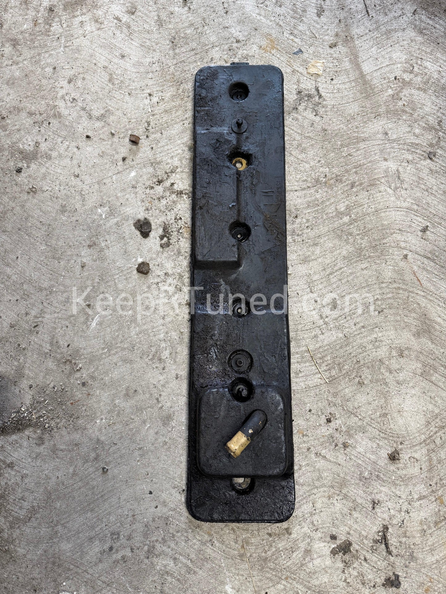 Tappet Cover And Insulator Pad 12 Valve Cummins