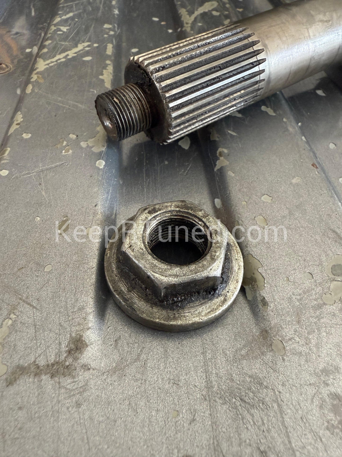 Getrag 2wd Yolk Nut / Washer