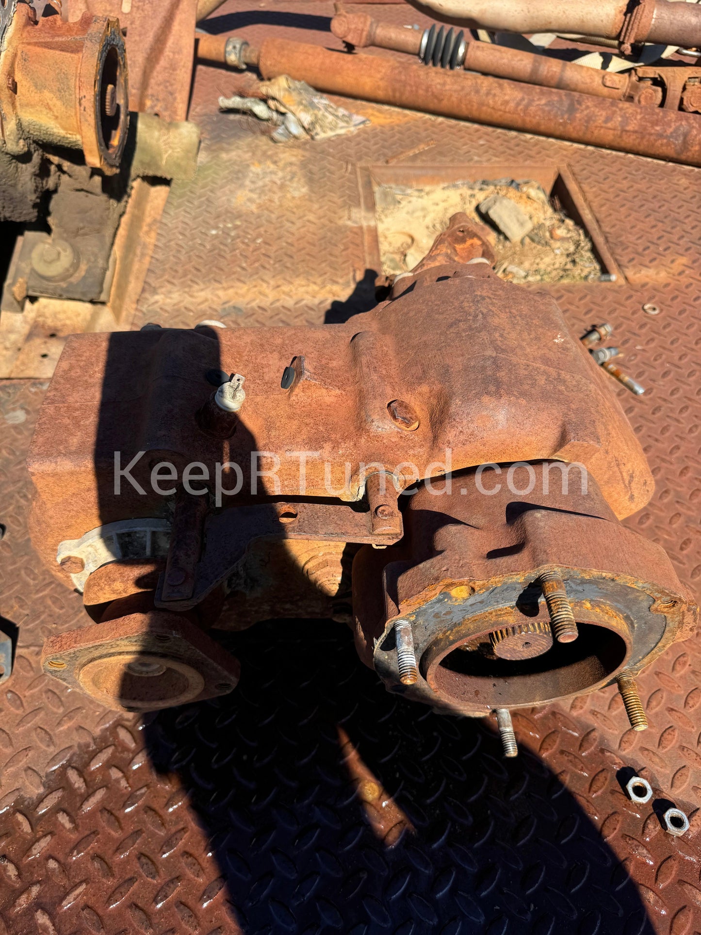 Transfer Case NP205 29 Spline (Local pickup) Needs Rebuild