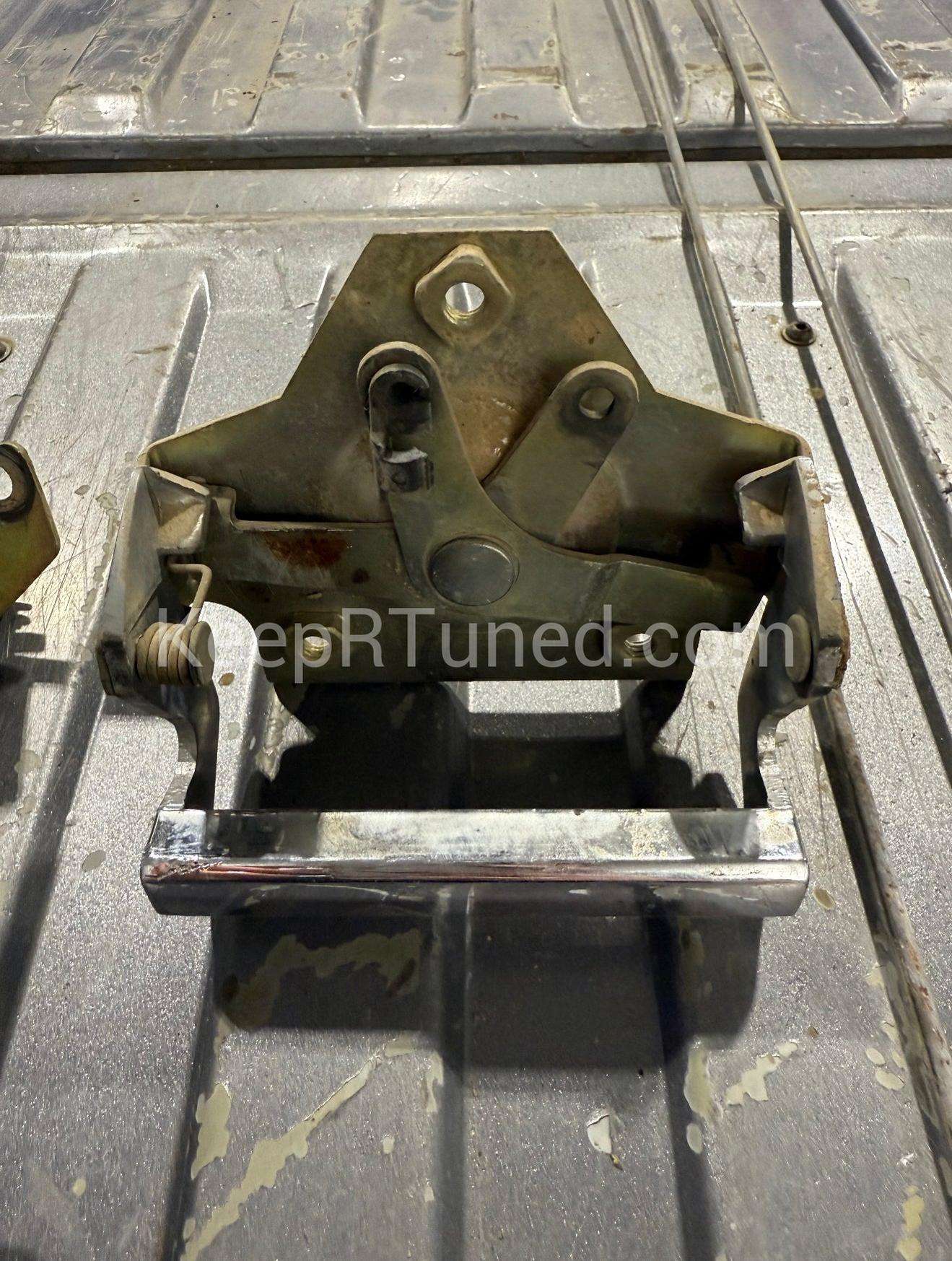 Tailgate Latch Handle