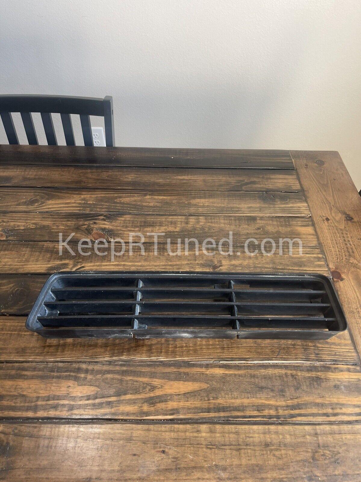 Lower Left Grille Insert OEM Mopar (Read)