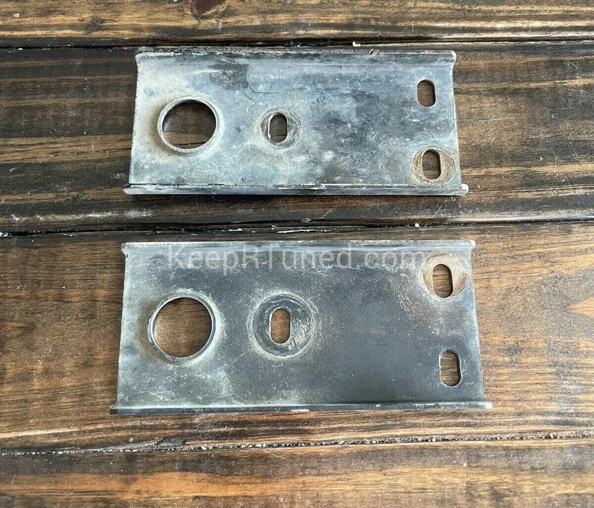 Radiator Mounting Bracket Clip 91-93