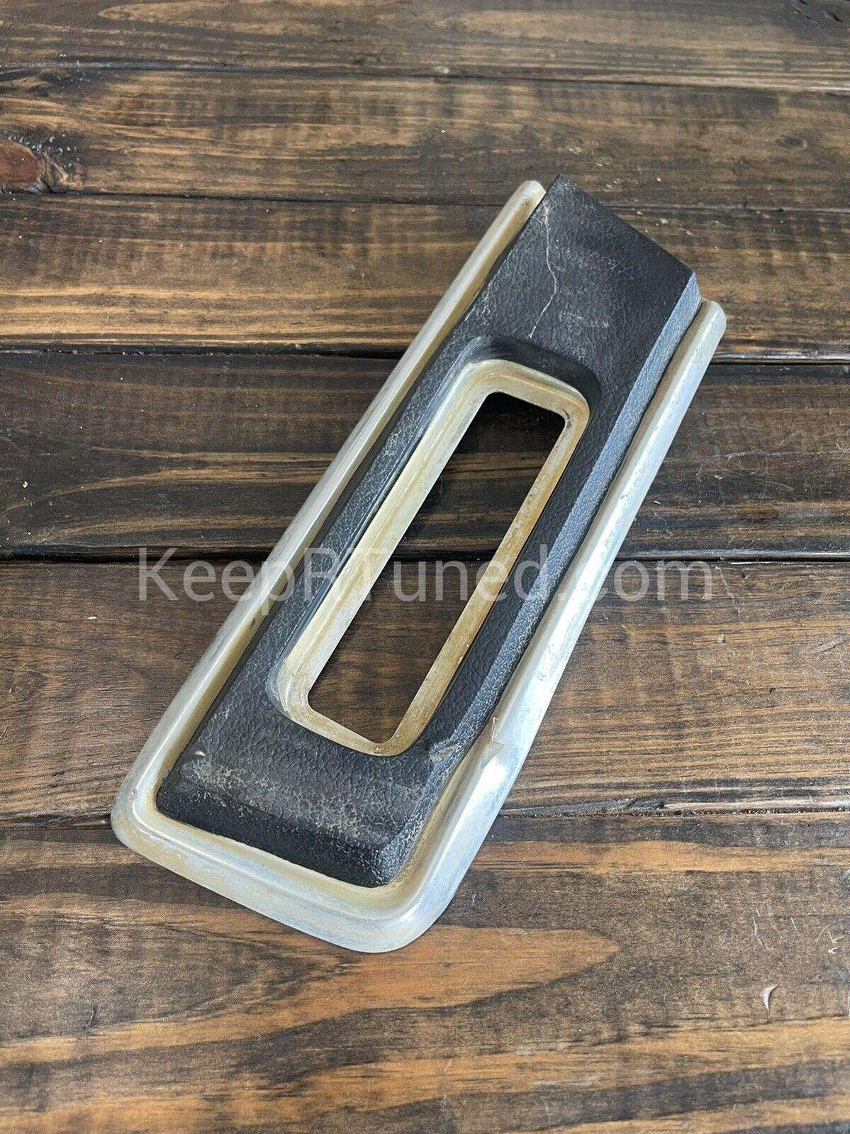 Front Fender Drivers Side Trim 89-91 Dodge Ram