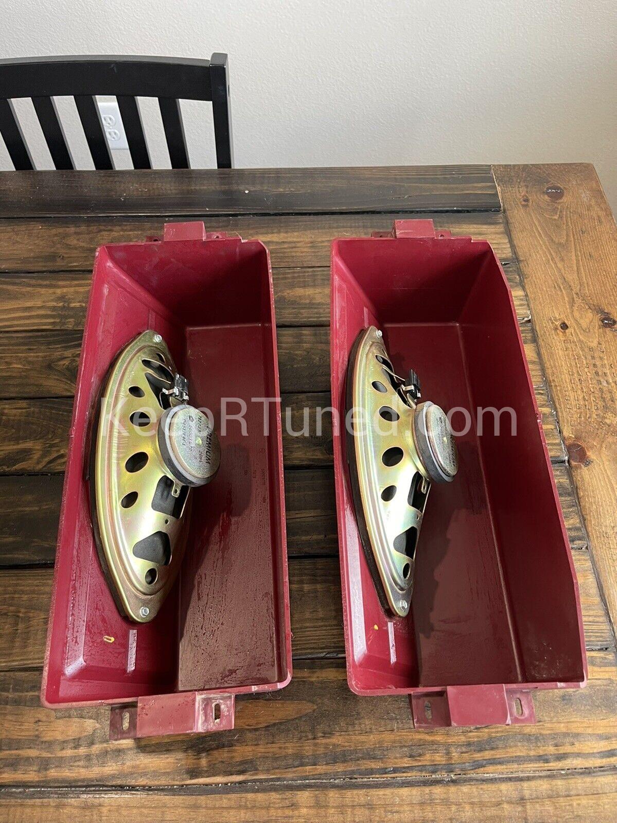 Rear Speaker And Housing 91-93 Cummins Extended Cab Pair (Red)