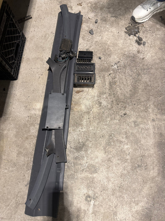Trim vents pedal pad and cruise button