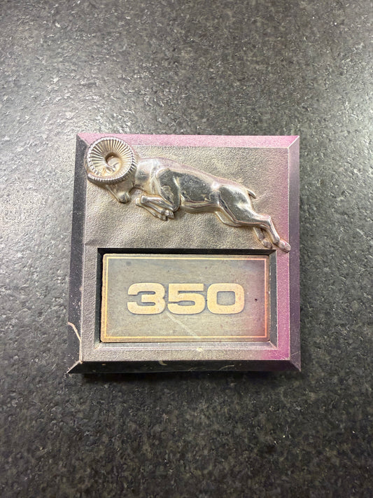 Emblem Ram 350 89-90
