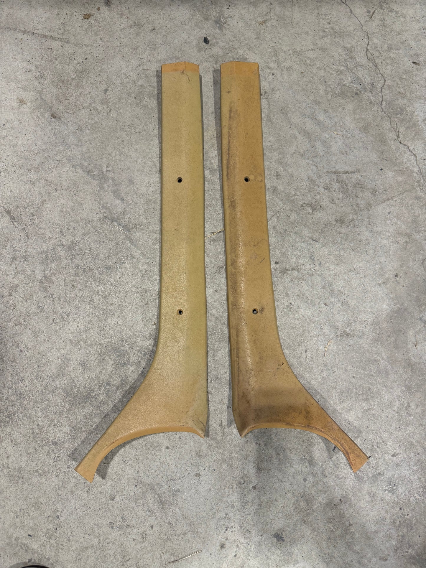 Trim A Pillar 84 Yellow Set 1st Gen Cummins Dodge Ram