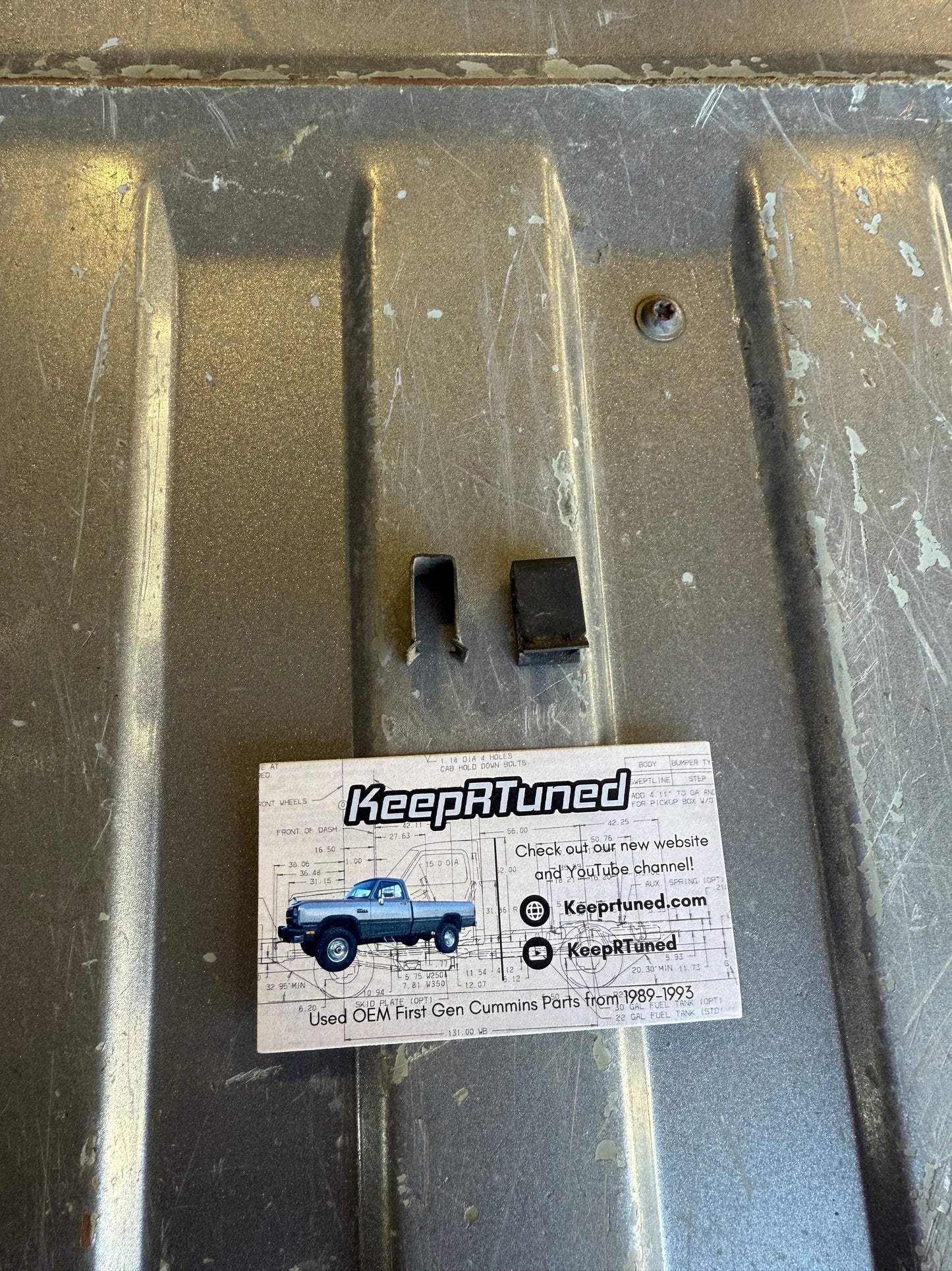 Radiator Fan Shroud Clips Retainer 91-93 Dodge Ram Cummins First Gen (Pair of 2)