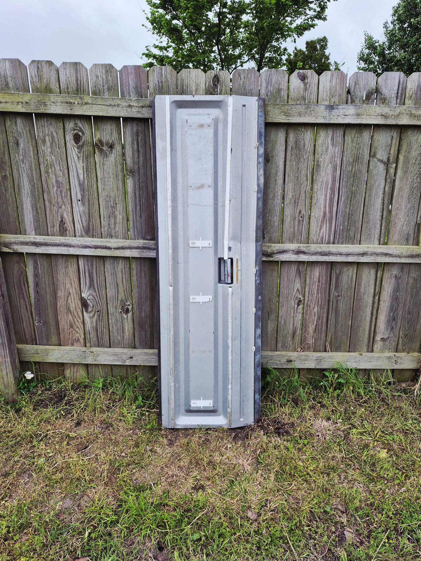 Tailgate First Gen Cummins Light Blue -18 (Local Pick UP Only)