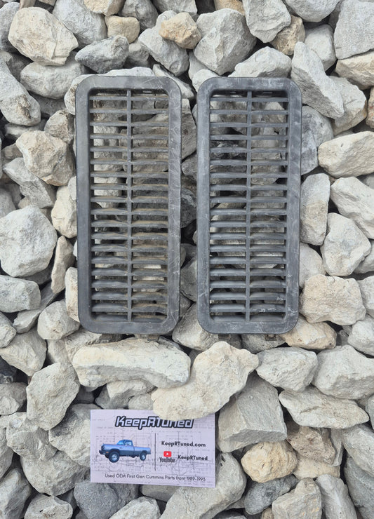Door Plastic Vent Set OEM