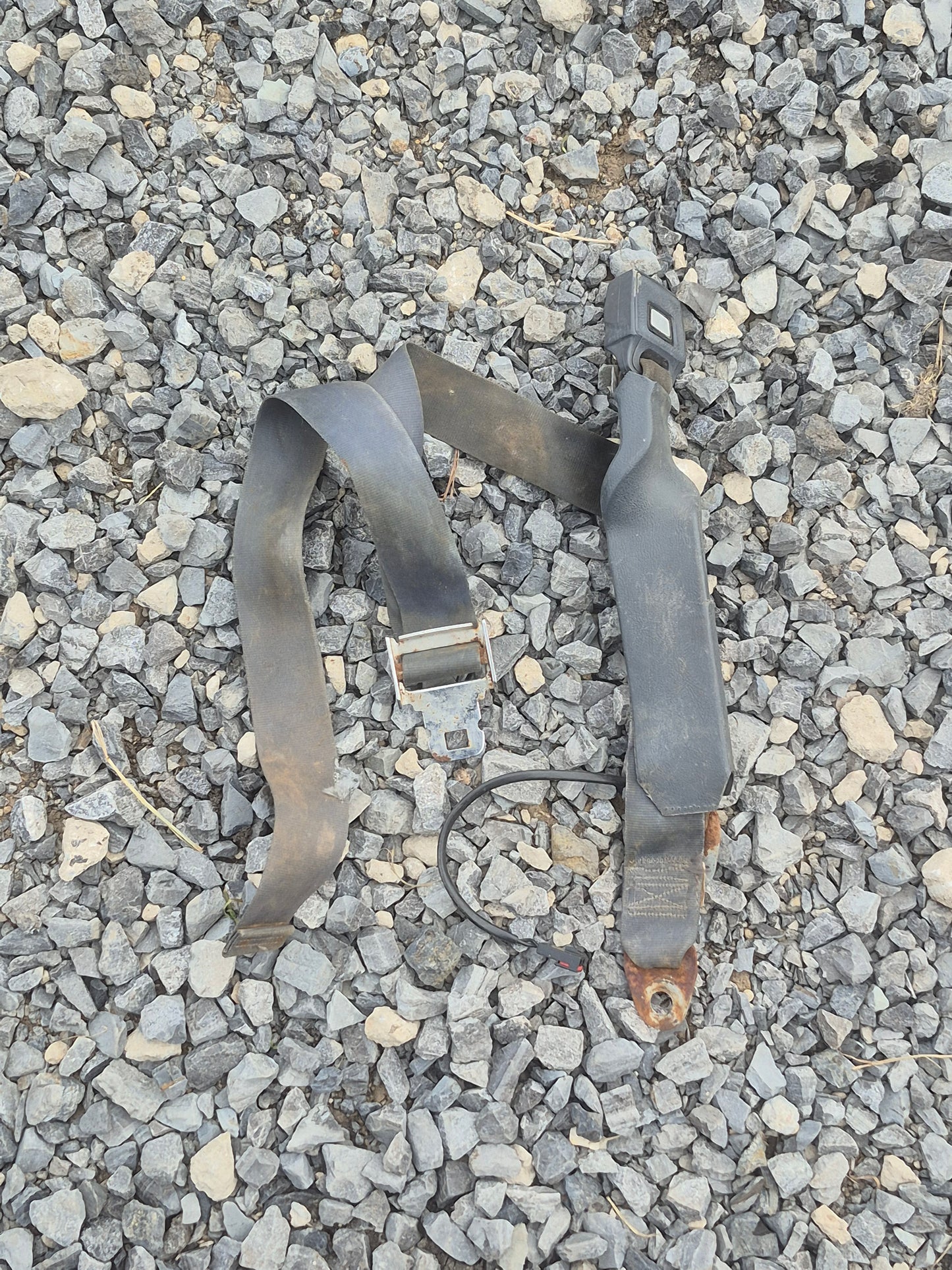 Seat Belt / SEAT BELT AND RECEIVER  (see description) 89-93 DODGE RAM 1ST GEN