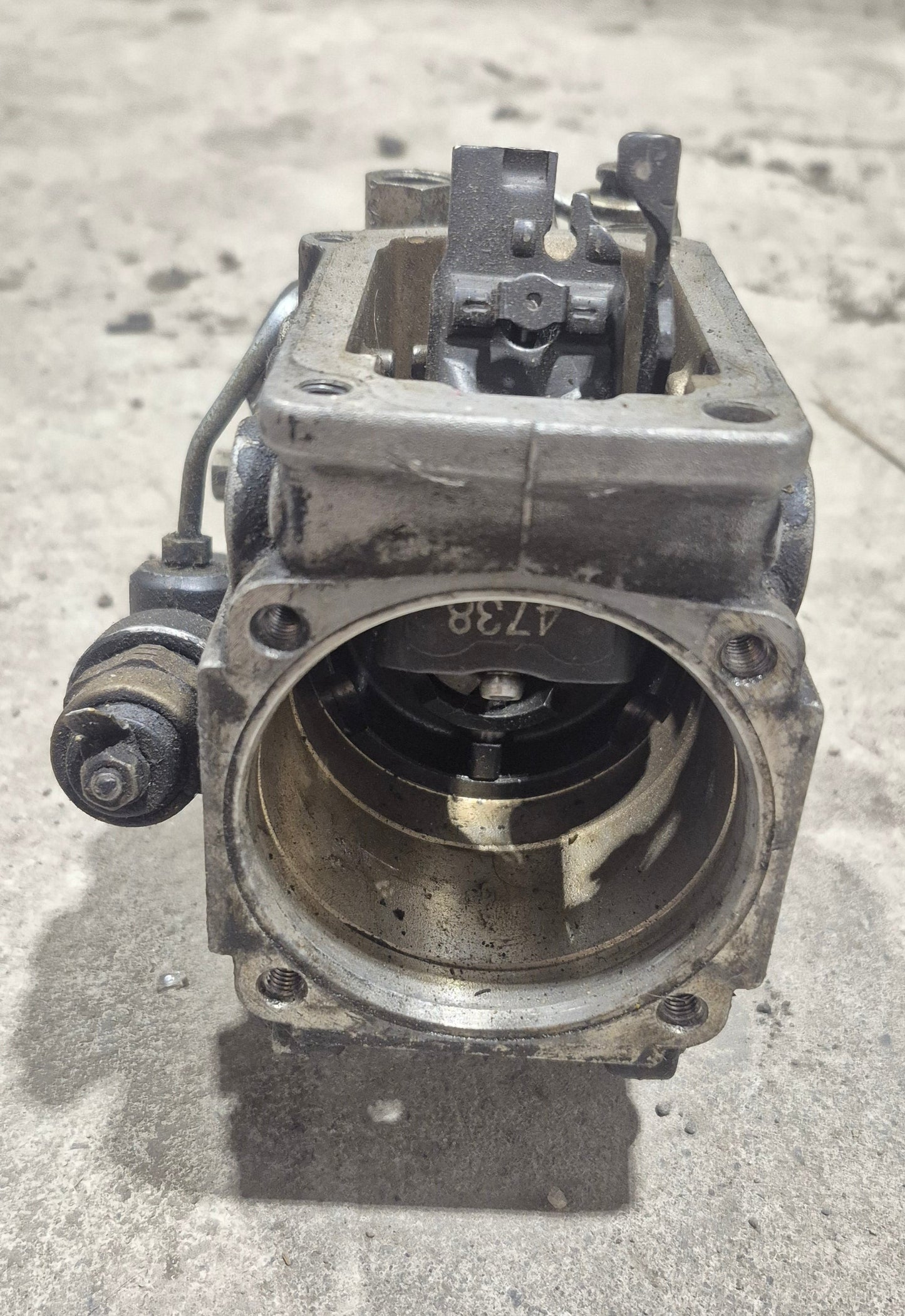 OEM Fuel Injection Pump Bottom 89-91 (Read)