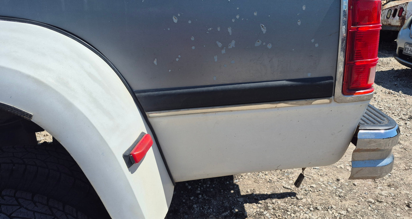 Rear Bed Dually Driver Side LE Body Molding Trim 91-93 Dodge Ram First Gen Cummins
