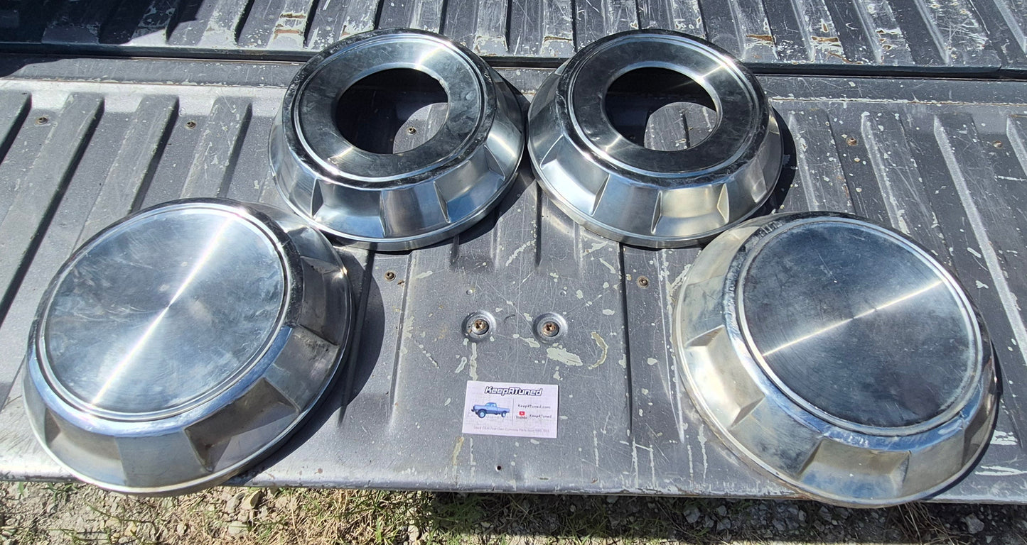 Dog Dish Hubcap Set for W250 Front Axle 4x4