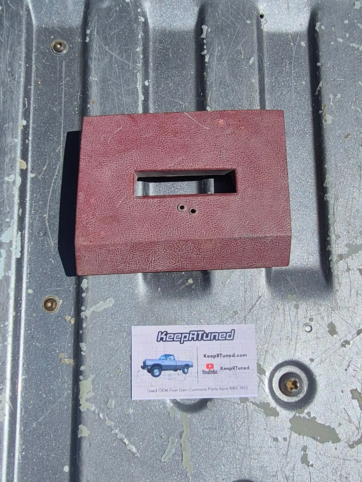 Trim - Ash Tray Cover (Red) - Read