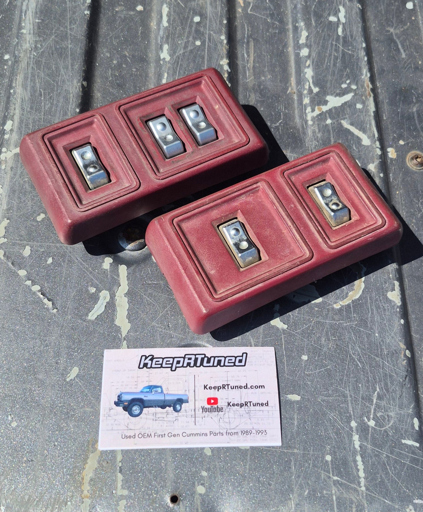 Power Door Panel - Door Lock Switch / Window Button Bezel Pair + Buttons Red