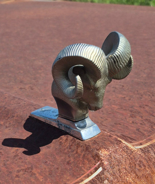 Rams Head Emblem OEM - read